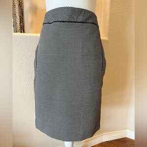 Catherine Malandrino Skirt black and white check black piping on pockets 12